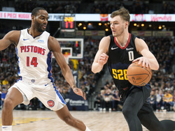 Pistons Nuggets Basketball