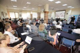 Висше училище по застраховане и финанси - конференция