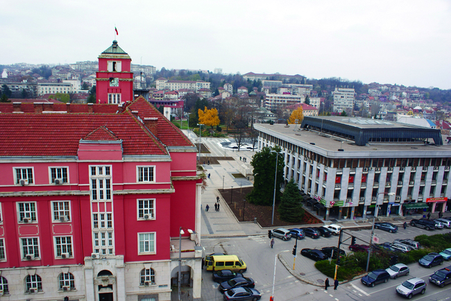 Община Плевен: Анелия Дечева е новият началник на отдел „Култура и туризъм“, Ваня Първанова застава начело на отдел „Спорт“