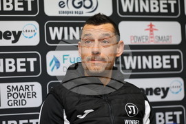 Пловдив - стадион Локомотив" - пресконференция на Локомотив (Пловдив)