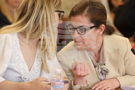 Парламент - Комисия по външна политика