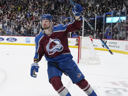 Bruins Avalanche Hockey