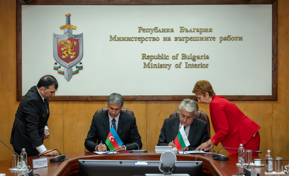 Бойко Рашков - Вилаят Ейвазов - меморандум - подписване