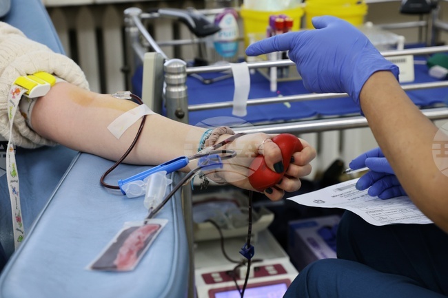 Свещенослужители ще дарят кръв утре във ВМА по повод Деня на християнското семейство