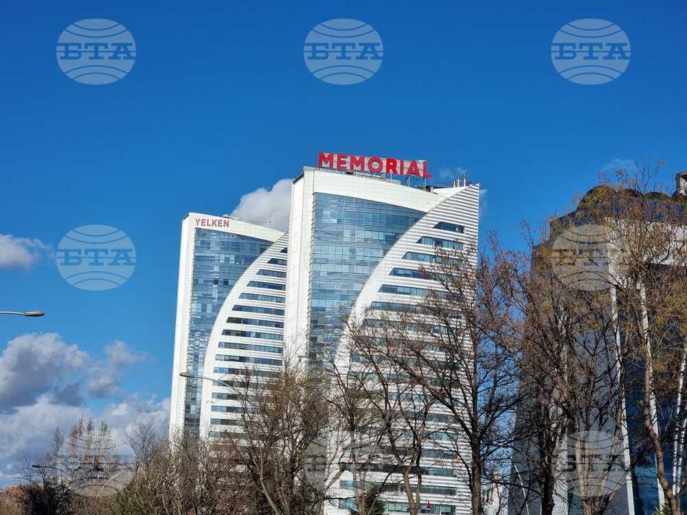 Интензивните отделения в болниците в Турция са запълнени на 100 процента, отлагат се операции
