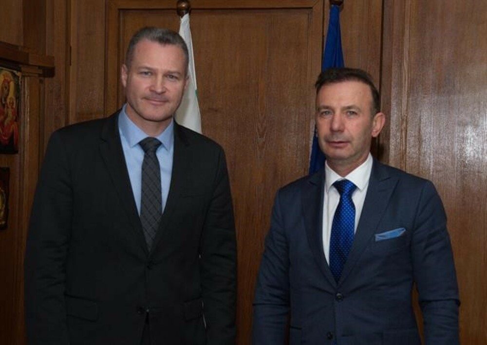 Bulgarian Interior Ministry Secretary General Confers with French Attache for Internal Security