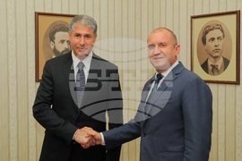 Румен Радев - Вилаят Ейвазов - среща