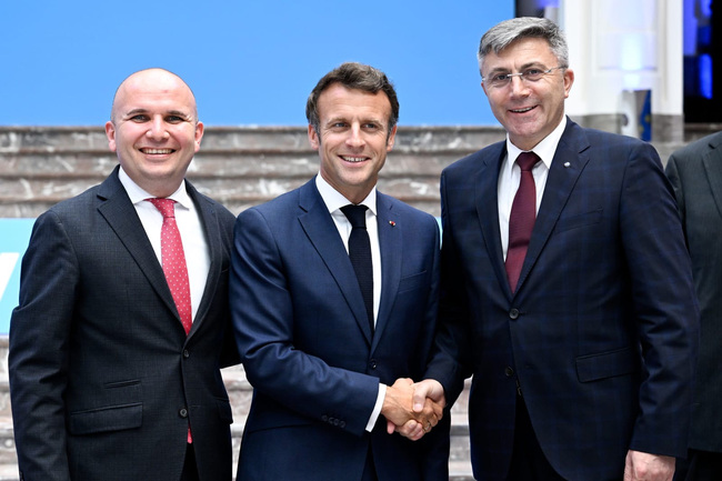 Белгия - Еманюел Макрон - Мустафа Карадайъ