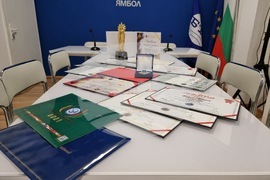 Национален пресклуб на БТА Ямбол - пресконференция - Божидара Амуджиева - златен медал - международна олимпиада по математика