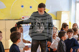 Благоевград - Димитър Бербатов - 7 СУ „Кузман Шапкарев" - посещение