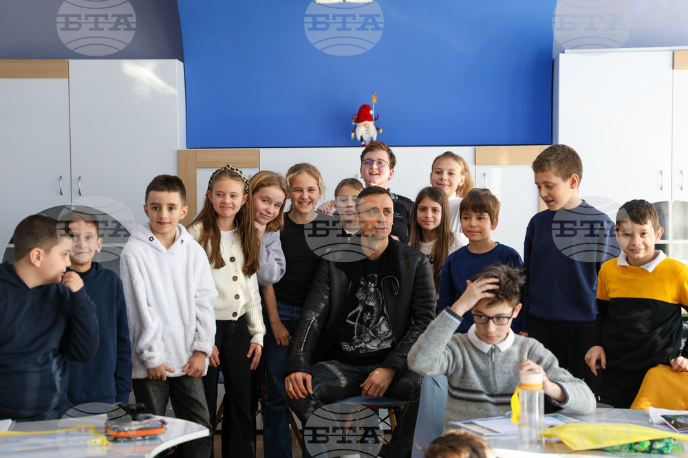 Благоевград - Димитър Бербатов - 7 СУ „Кузман Шапкарев" - посещение