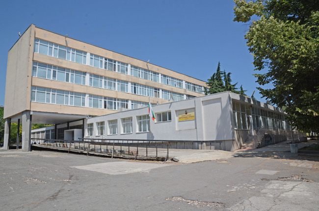 Община Варна: Девет училища от Варна кандидатстват за над 4,3 млн. лв. от МОН за обновяване на спортните си бази