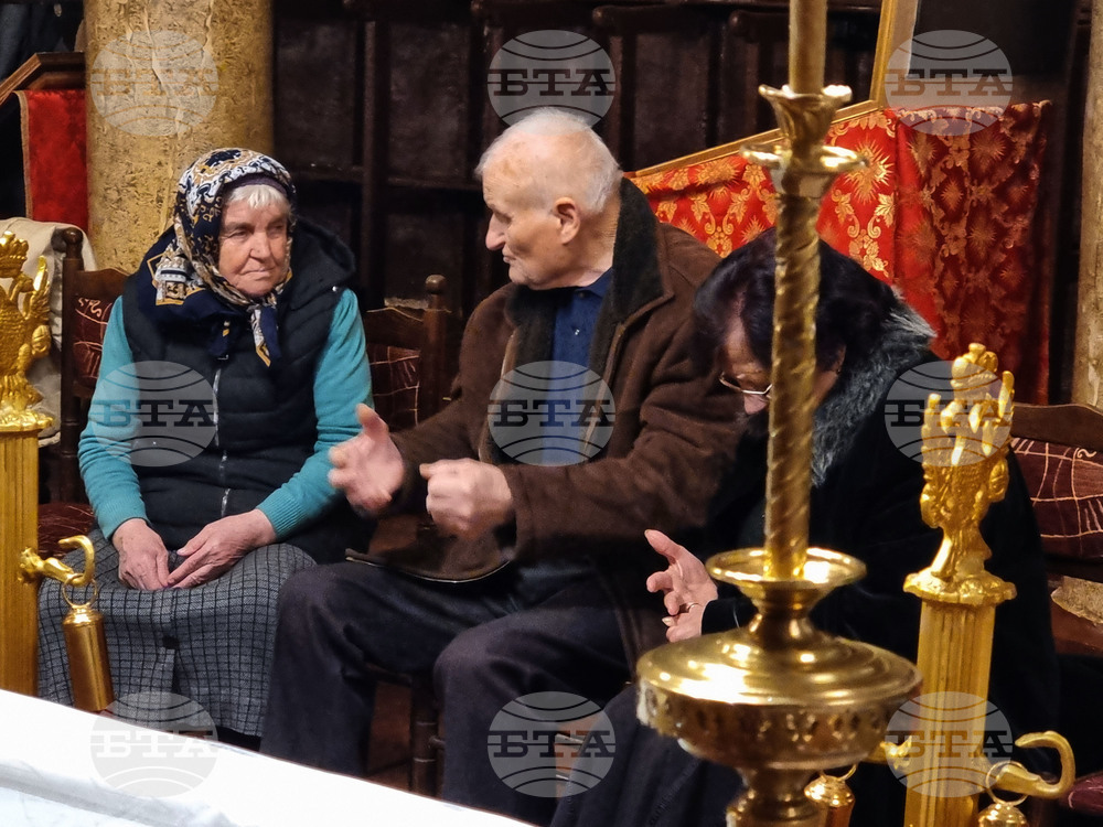 Сливен - митрополит Йоаникий - поклонение