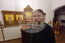 Сливен - митрополит Йоаникий - поклонение