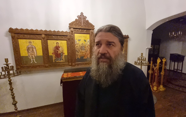Дядо Йоаникий беше истински монах, много скромен и милостив, каза отец Евгений Янакиев от катедралния храм в Сливен