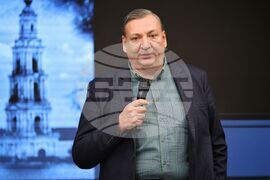 Бургас - Васил Хаджиилиев - книга - представяне