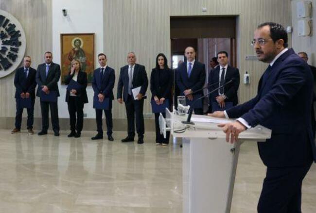 КНА: Президентът на Кипър призова новоназначените министри да игнорират неоснователните критики и да се съсредоточат върху задълженията си