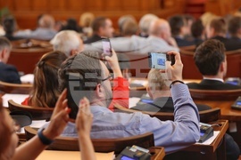  Парламент - заседание