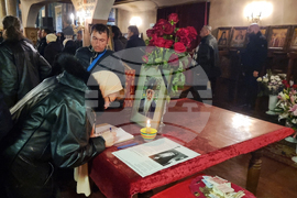 Сливен - митрополит Йоаникий - поклонение - литургия