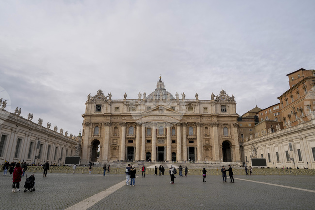 Всички пътища водят към Рим в Юбилейната година на Римокатолическата църква