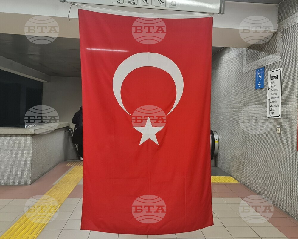 Делегацията на прокюрдската партия ДЕМ се срещна с представители на управляващата партия и националистическите ѝ съюзници