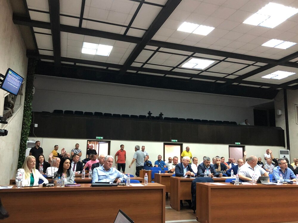 В рамките на днешното редовно заседание общо 39 решения бяха приети от Общински съвет Благоевград