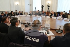 Парламент - Временната комисия за проучване на фактите и обстоятелствата около протеста срещу БФС - заседание