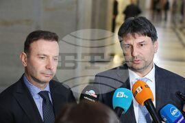 Парламент - Временната комисия за проучване на фактите и обстоятелствата около протеста срещу БФС - заседание