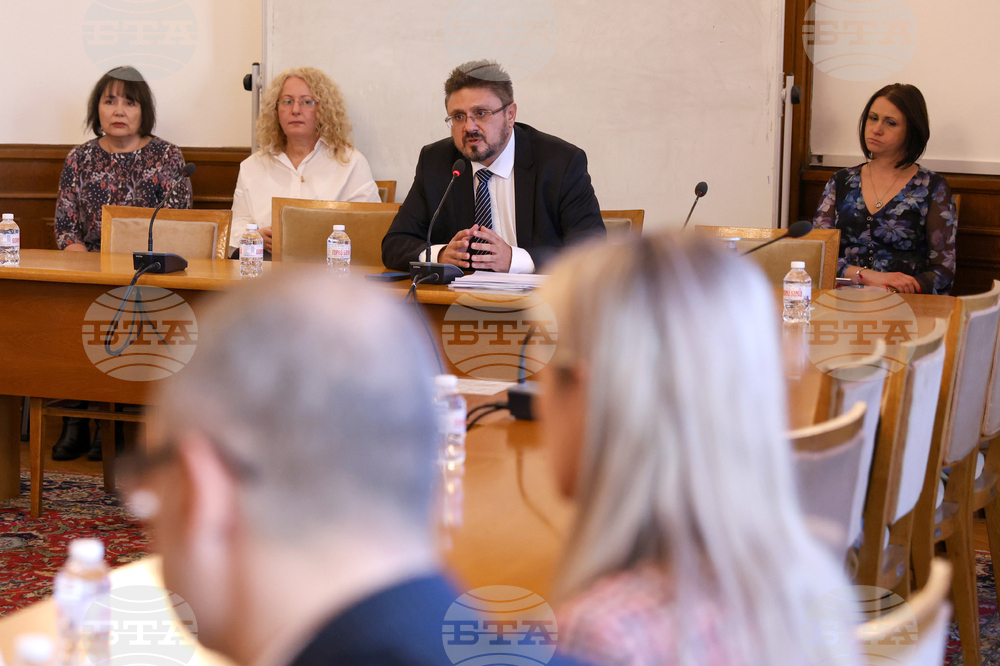 Парламент - Комисия по културата и медиите - заседание