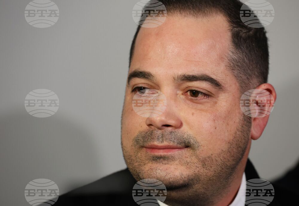 Парламент - Калин Стоянов