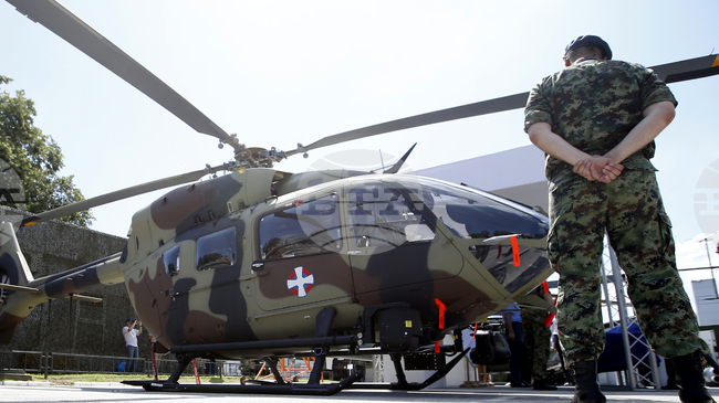 Германия ще закупи още 20 хеликоптера "Еърбъс" за близо 1 милиард евро