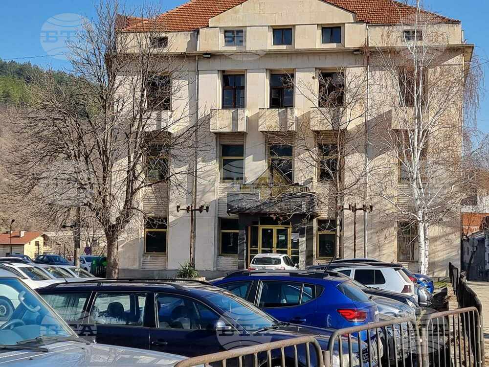 Паричният салон на община Дупница ще се премести в нова сграда