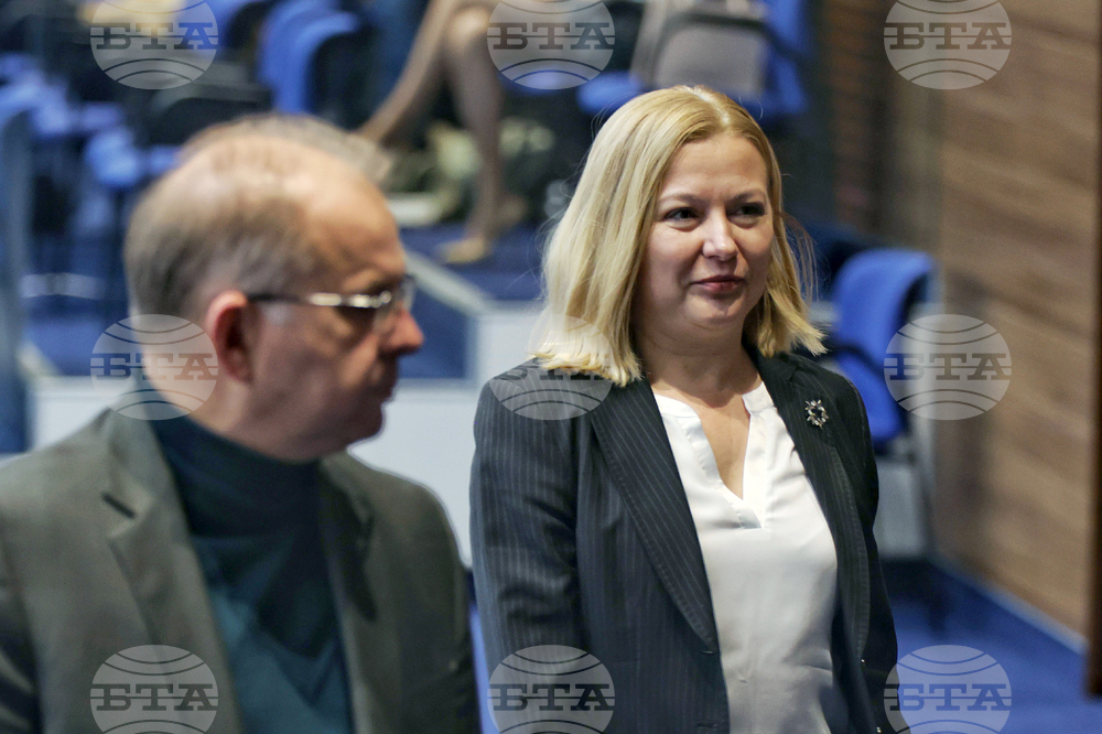 Надежда Йорданова оглави Комисията по конституционни въпроси в парламента