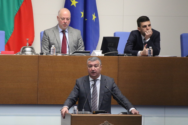 Драгомир Стойнев: Откакто дойде това управление, България стана нетен вносител на ток