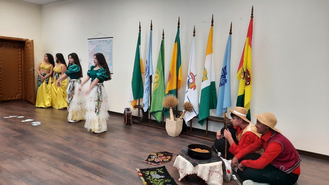 ОА Добрич: Ученици от ОУ „Отец Паисий“ в с. Лозенец представиха легендата за Банго Васил 