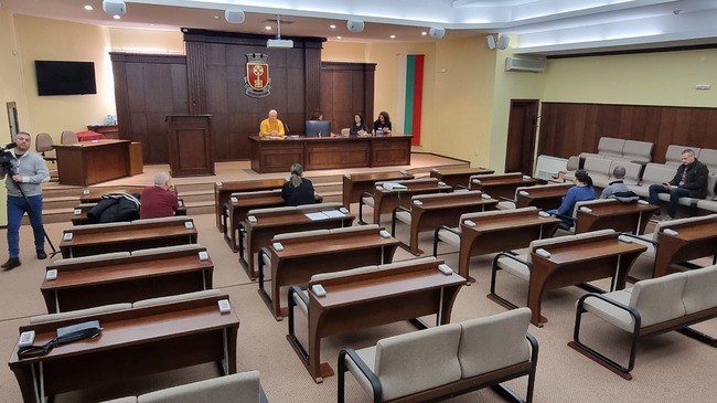 Приходи от близо 1,6 млн. лева от разпореждане с общинско имущество през 2024 г. очаква Община Хасково