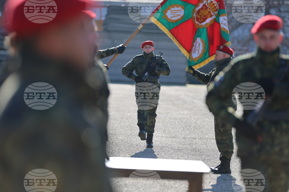 С тържествен ритуал военнослужещи положиха клетва на строевия плац на Трето бригадно командване в Благоевград
