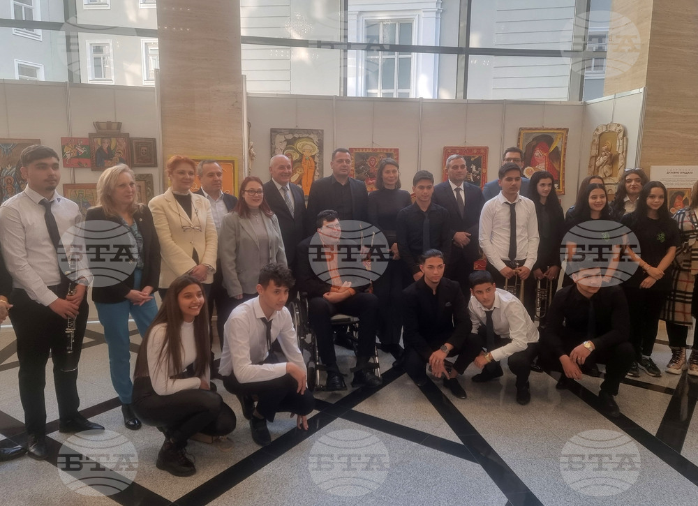 Парламент - ученици - депутати - празник