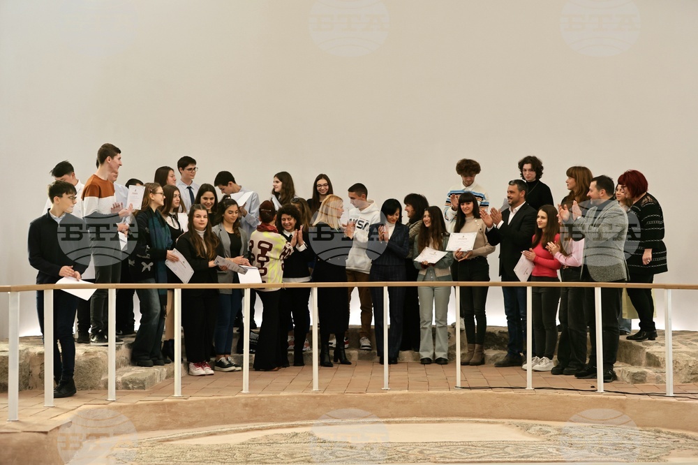 Пловдив - Литературен конкурс „Градът, който избра за свое мото „Заедно“