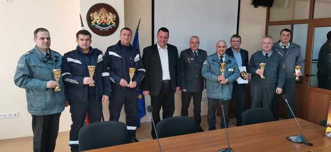 ОДМВР – Кърджали: Главен инспектор Николай Баковски е комплексен победител в областния етап на националния конкурс „Пожарникар на годината“