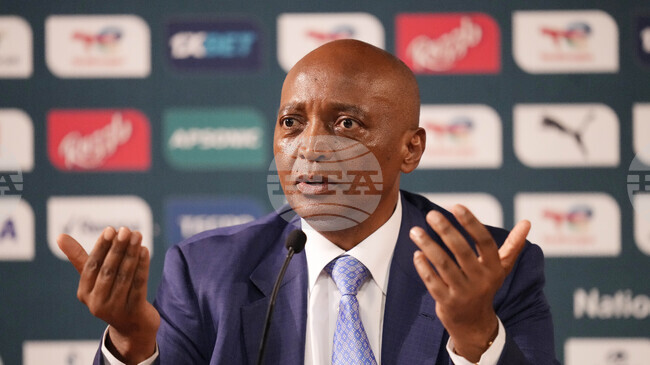 Президентът на Африканската футболна конфедерация призна, че футболът на континента страда от проблеми с доверието и интегритета