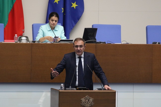Борислав Гуцанов: Известяването за нарушения на пътя през смс е уязвимо на измами