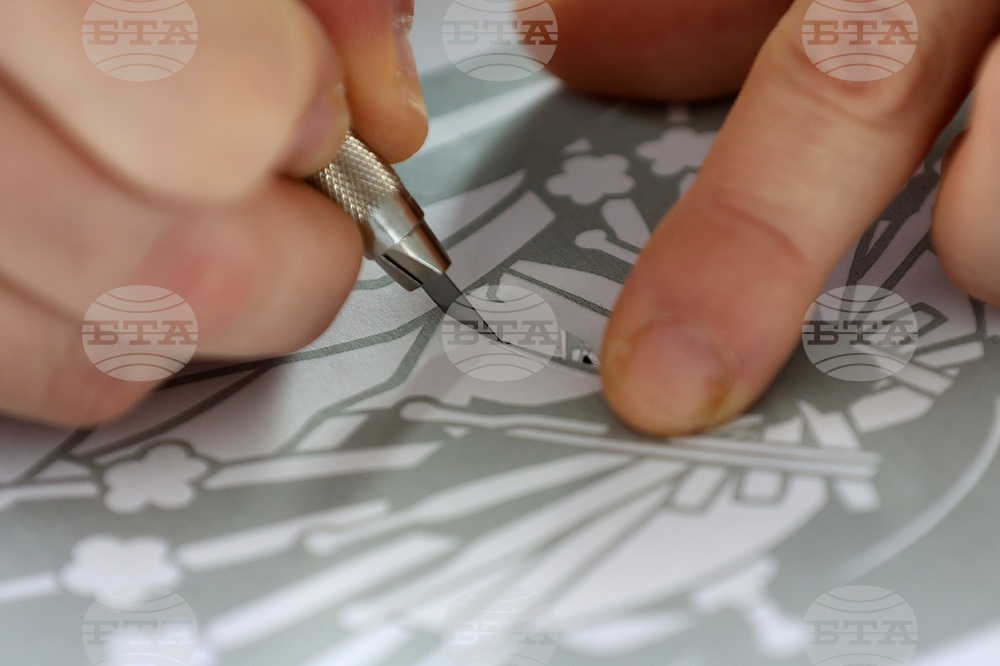 Национална галерия - Кири-е - традиционно японско изкуство