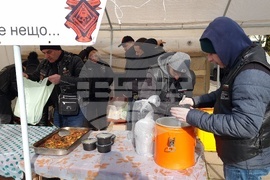 Разград - топла храна - мотористи