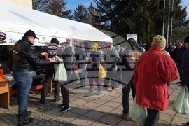 Разград - топла храна - мотористи