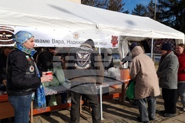 Разград - топла храна - мотористи