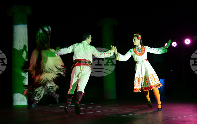 Разград - ансамбъл "Чинари" - танцов спектакъл