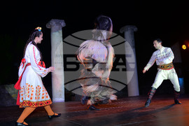 Разград - ансамбъл "Чинари" - танцов спектакъл