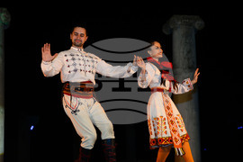 Разград - ансамбъл "Чинари" - танцов спектакъл