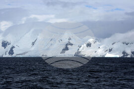 Part of Third Group of Bulgarian Antractic Explorers Reach Livingston Island